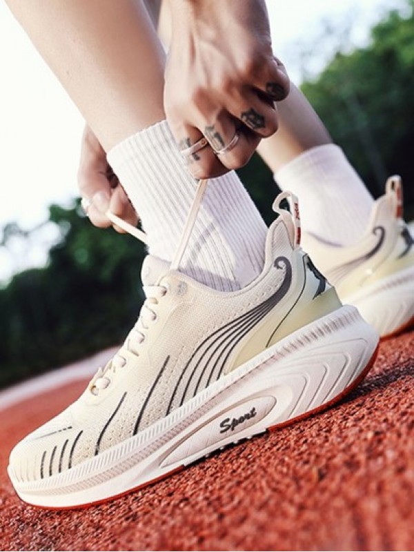 Letter Stripes Fly Knit Running Shoes